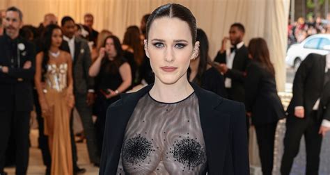 rachel brosnahan nide|Rachel Brosnahan Frees the Nipple at Met Gala 2023 (Exclusive)。